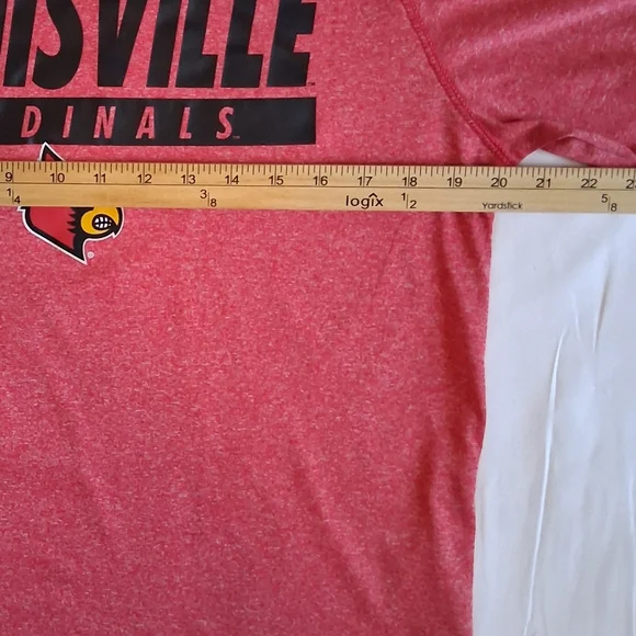 Louisville Cardinals- Rivalry Threads 91' Graphic Tee. Size M - Picture 7 of 8